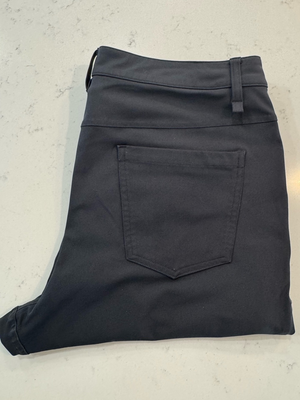 lululemon athletica Men's Navy Black Performance Pants - Slim Fit Size 33